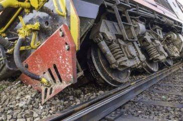 The Dangers of Cars Being Struck by Commuter Trains